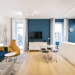 Easylife - - Petrella 4 - * Milano